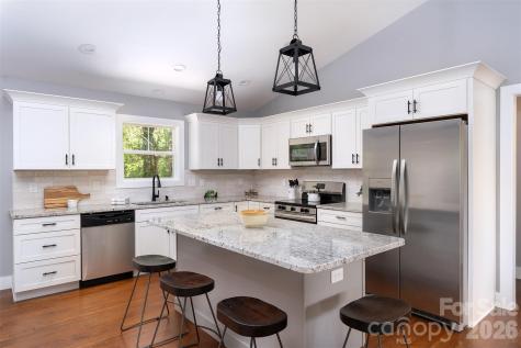 21 Justice Ridge Terrace Candler NC 28715
