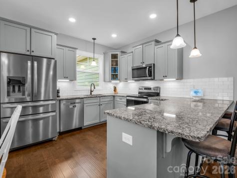 631 Mountain Parkway Mill Spring NC 28756