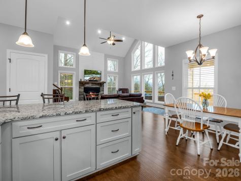 631 Mountain Parkway Mill Spring NC 28756