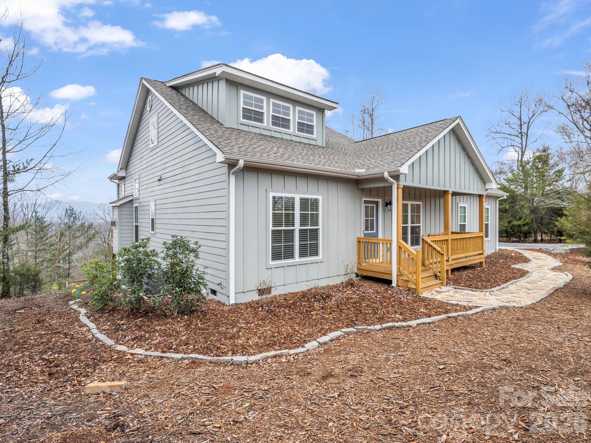 631 Mountain Parkway Mill Spring NC 28756