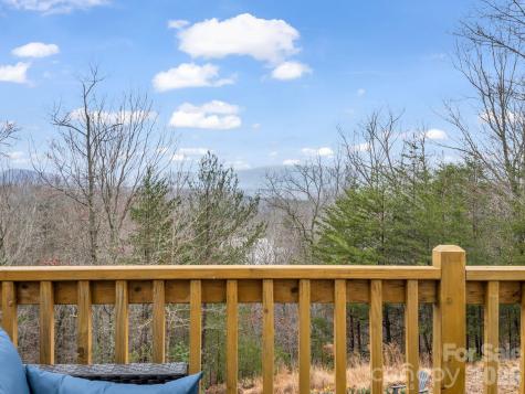 631 Mountain Parkway Mill Spring NC 28756