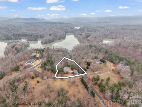 631 Mountain Parkway Mill Spring NC 28756