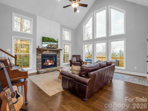 631 Mountain Parkway Mill Spring NC 28756