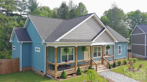 39 Arlington Oaks Lane Bryson City NC 28713