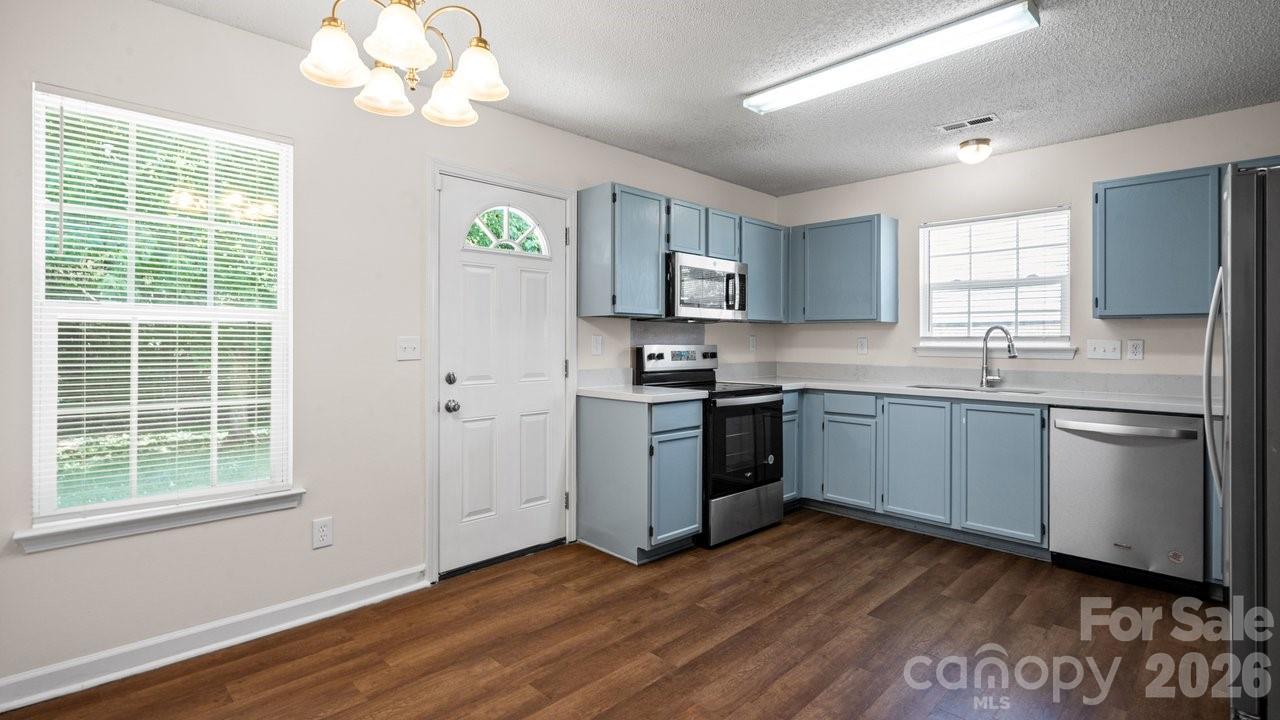 2114 Pleasant Dale Drive Charlotte NC 28214