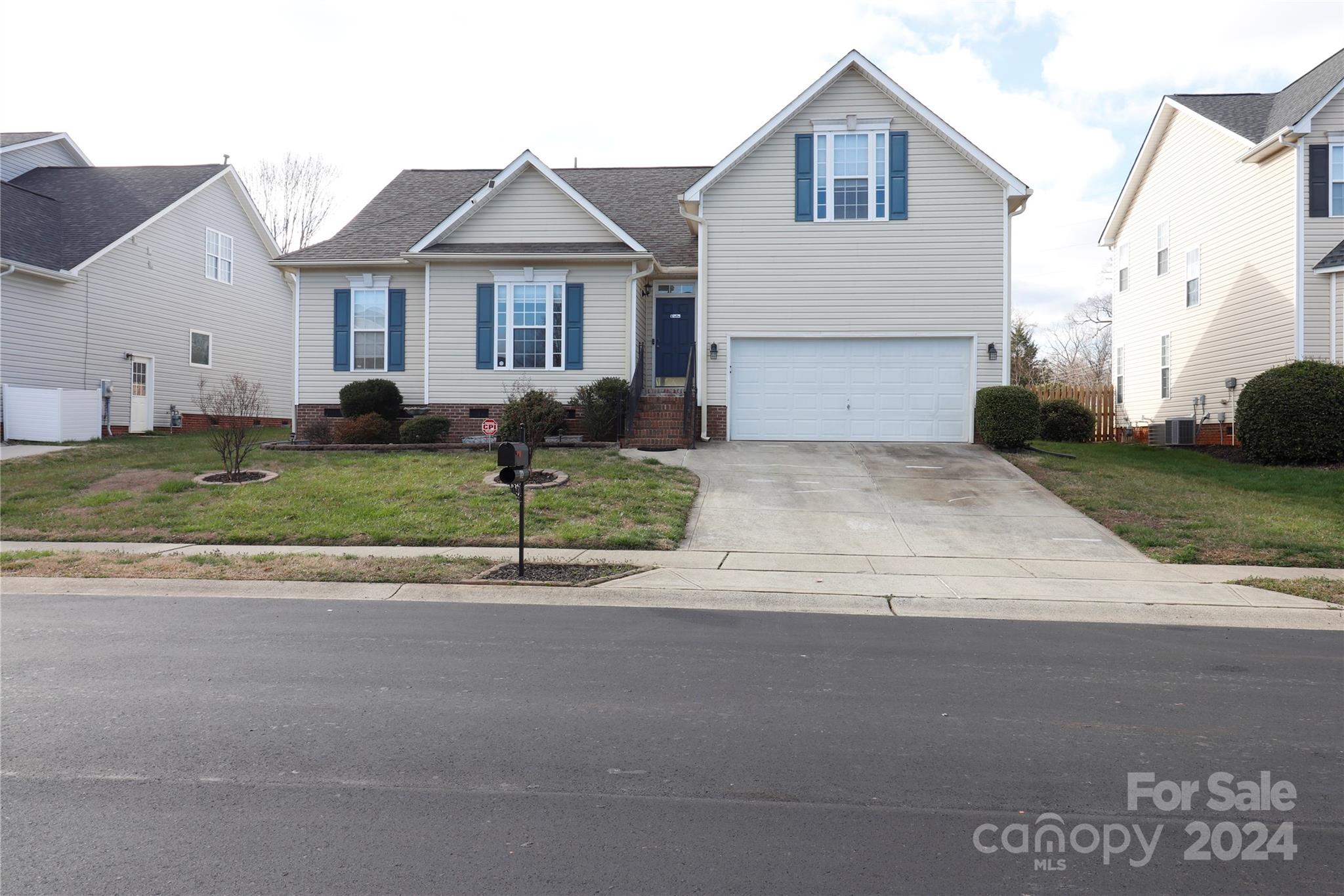 172 Riverfront Parkway Mount Holly NC 28120