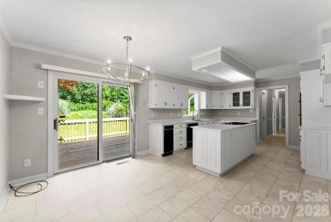 1505 N Cansler Street N Kings Mountain NC 28086