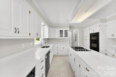 1505 N Cansler Street N Kings Mountain NC 28086