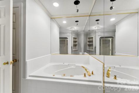 1505 N Cansler Street N Kings Mountain NC 28086