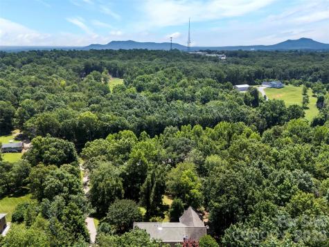 1505 N Cansler Street N Kings Mountain NC 28086