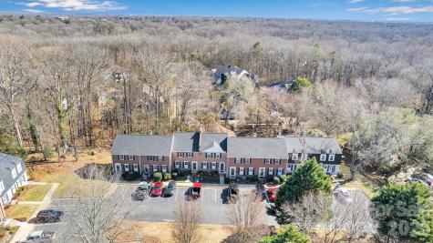 8308 Knights Bridge Road Charlotte NC 28210
