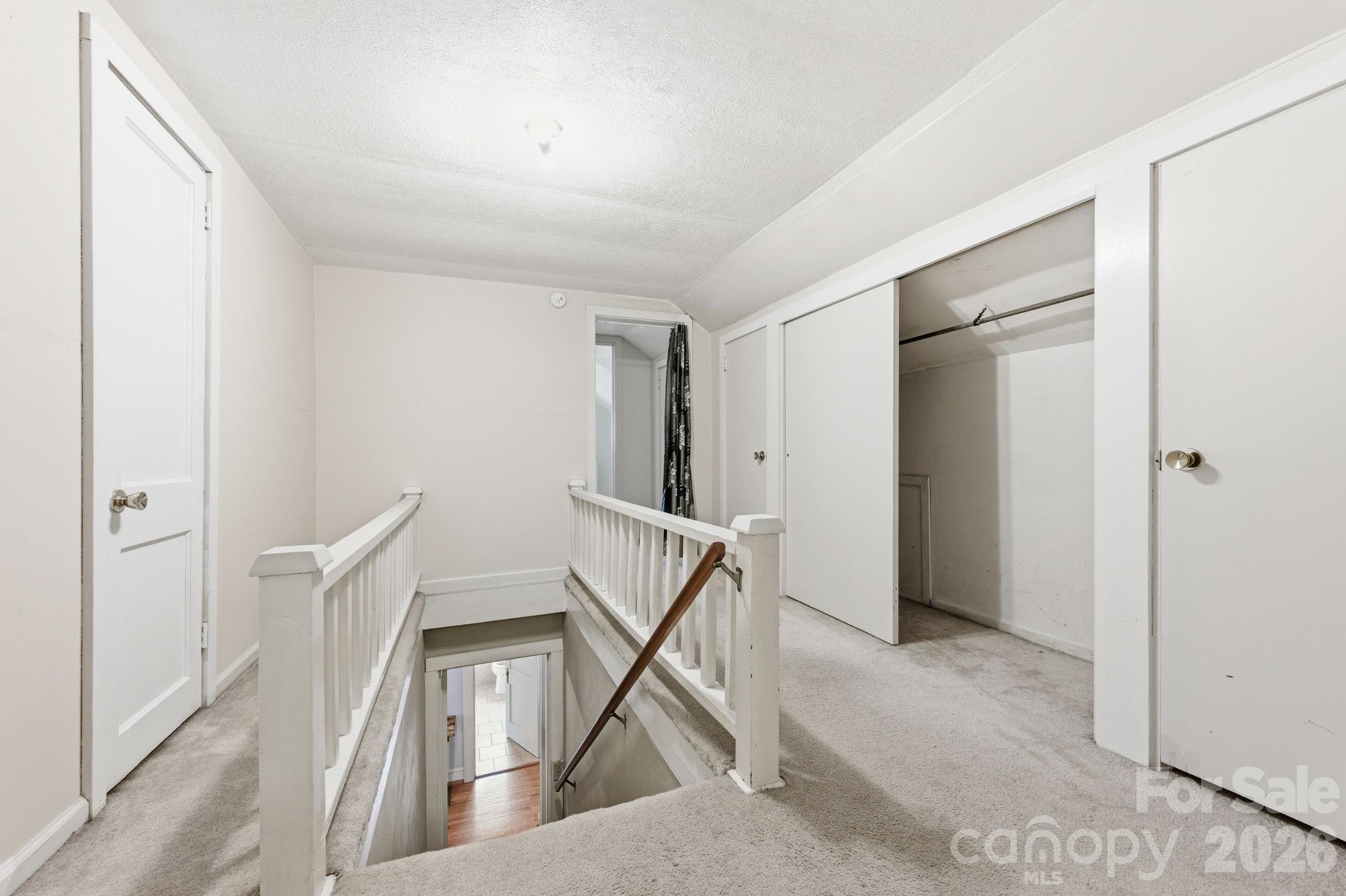 25 Bear Creek Road Asheville NC 28806