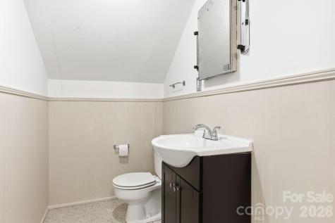 25 Bear Creek Road Asheville NC 28806