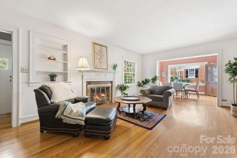 25 Bear Creek Road Asheville NC 28806