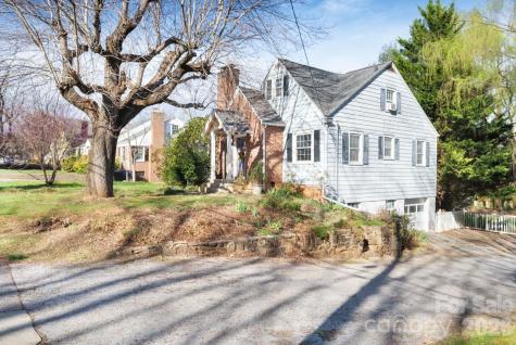 25 Bear Creek Road Asheville NC 28806