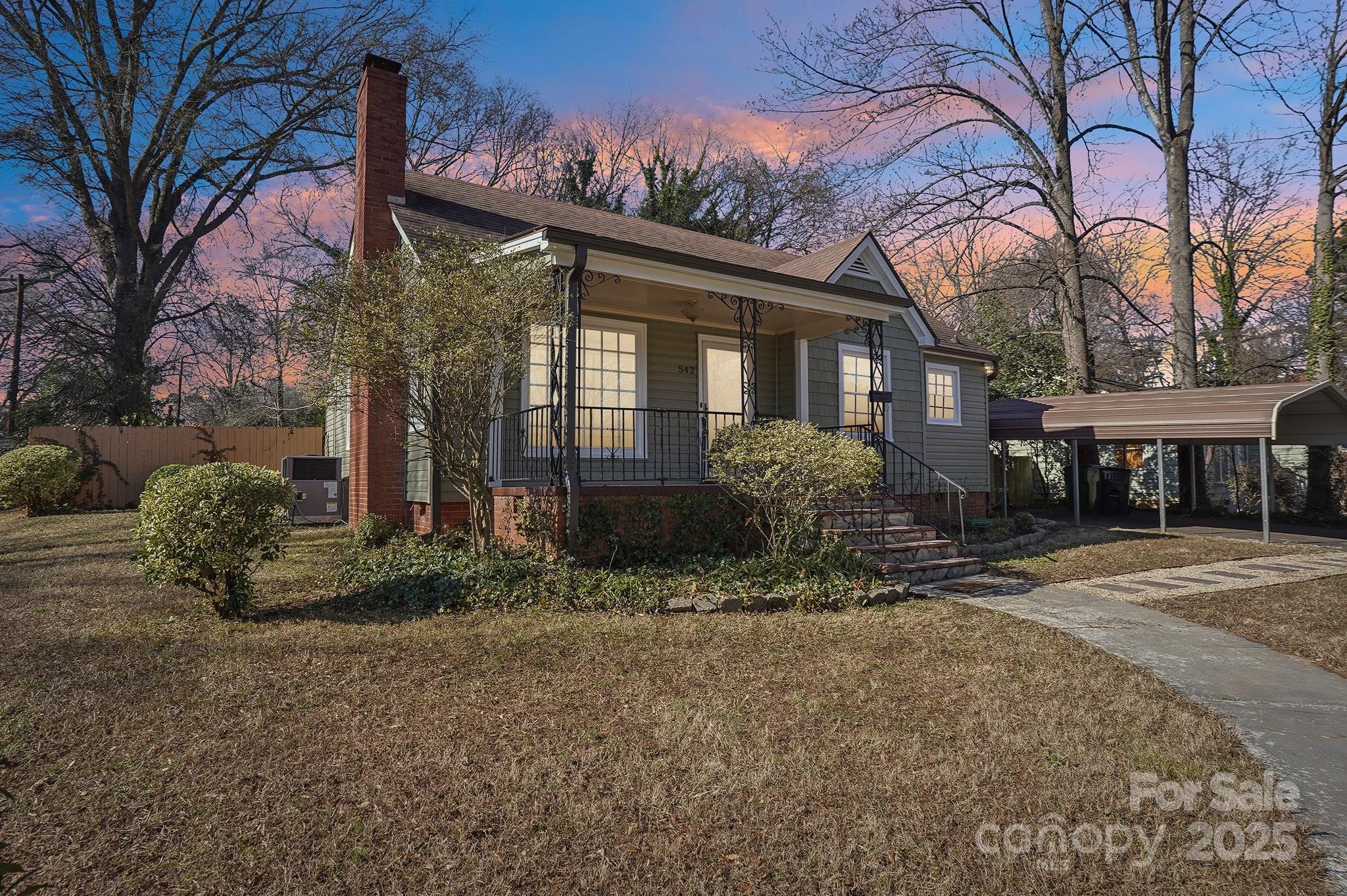 542 Ambassador Street Charlotte NC 28208