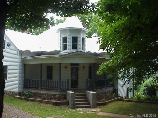 34 Summit Street Burnsville NC 28714