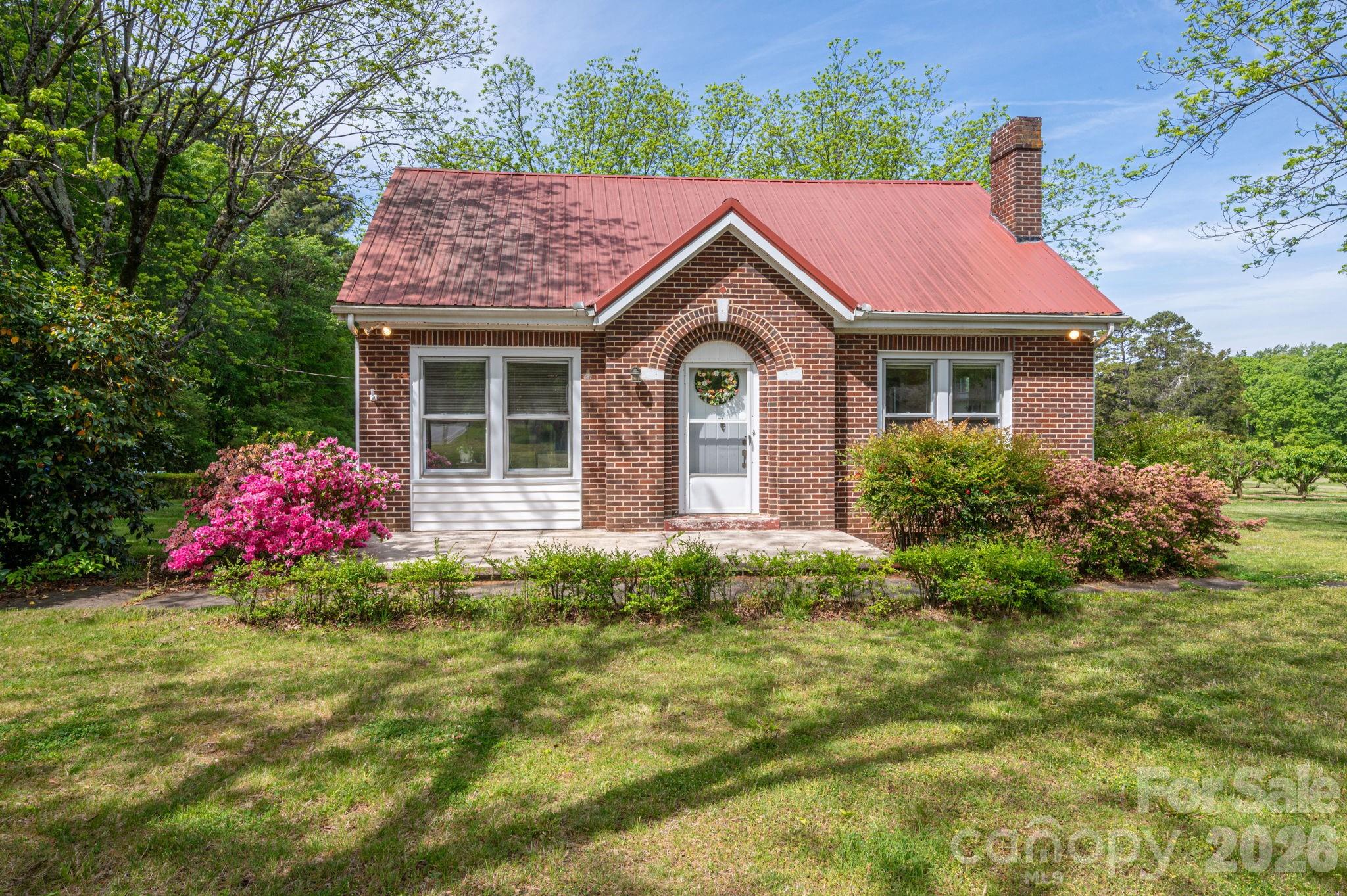 5309 Hickory Grove Road Stanley NC 28164