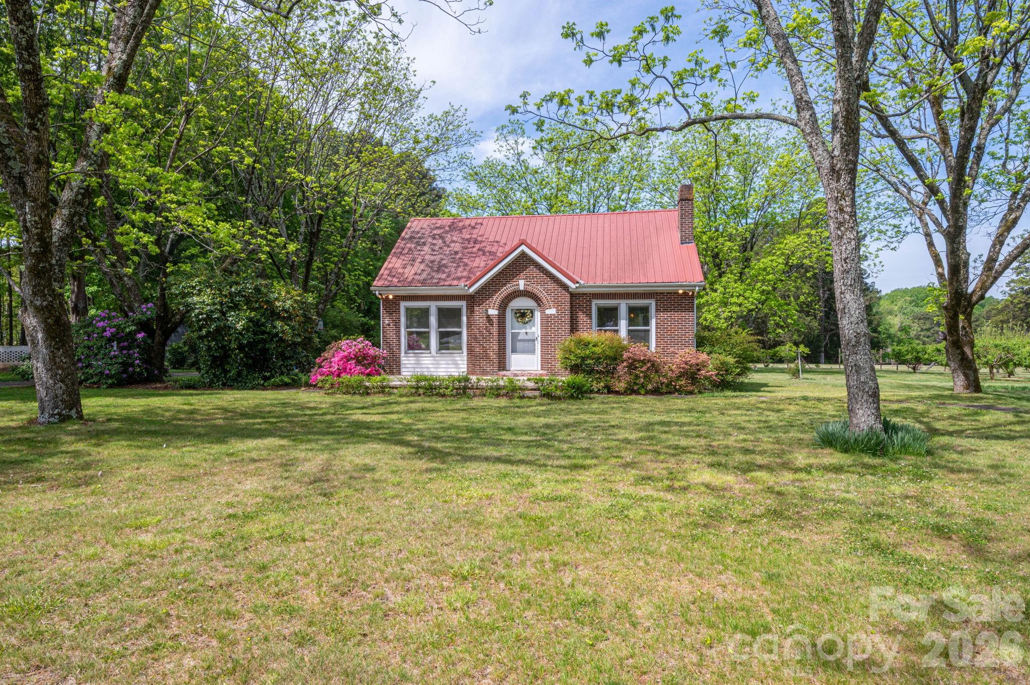 5309 Hickory Grove Road Stanley NC 28164