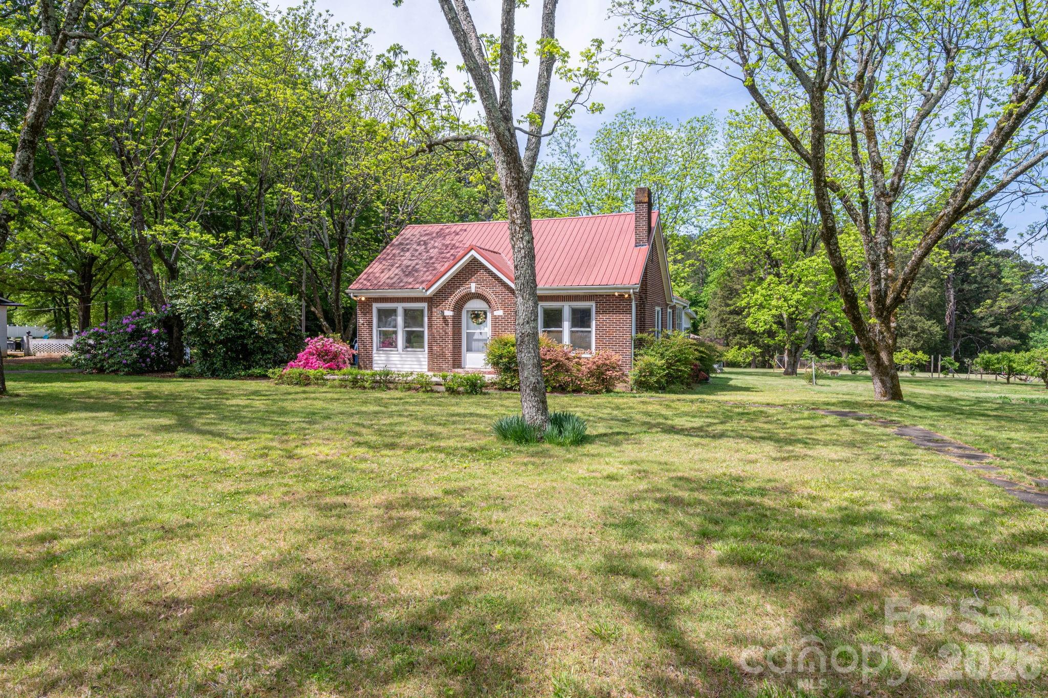 5309 Hickory Grove Road Stanley NC 28164