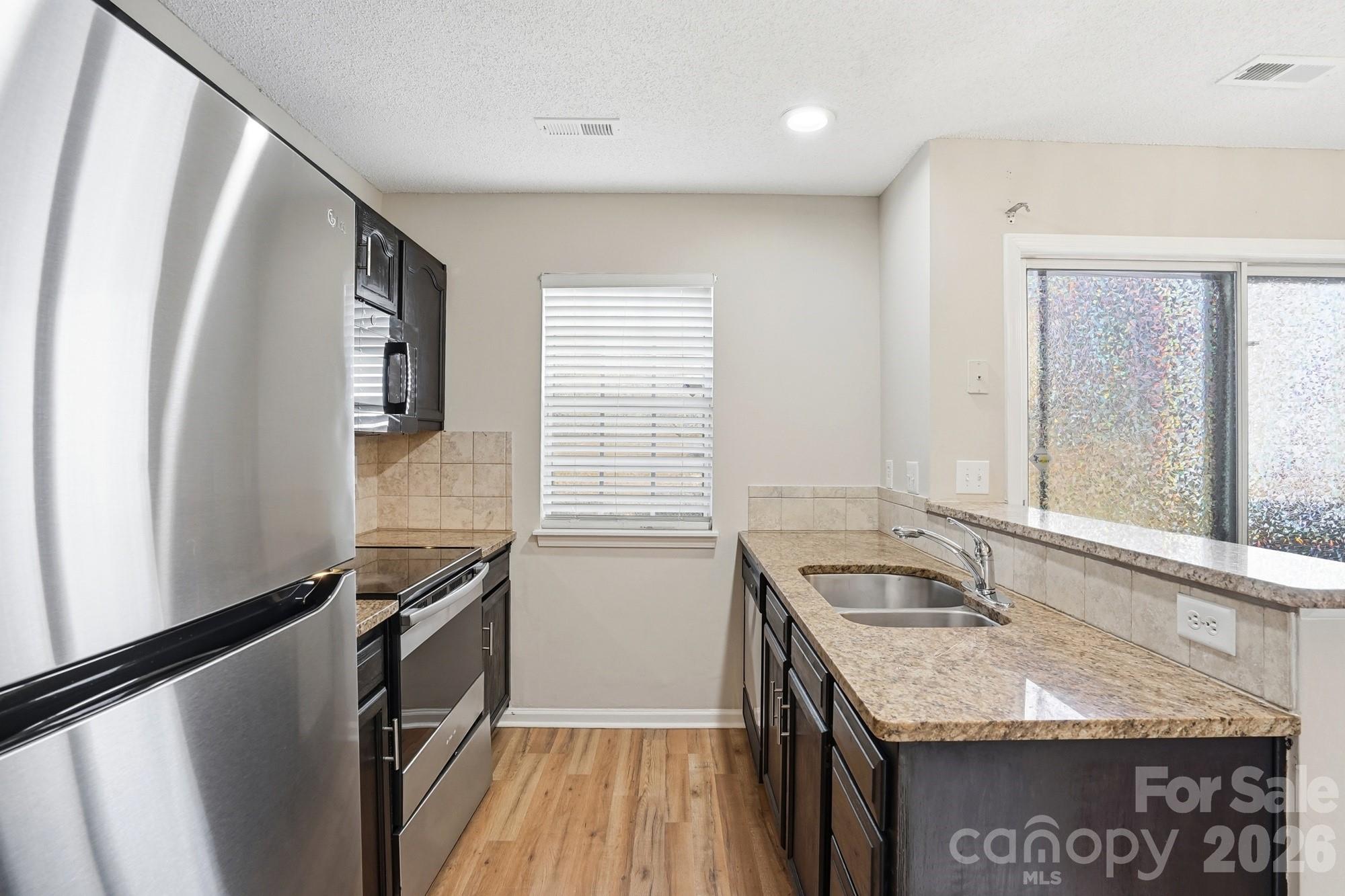 3015 Summercroft Lane Charlotte NC 28269