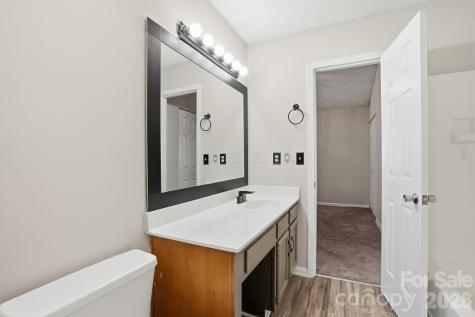 3015 Summercroft Lane Charlotte NC 28269