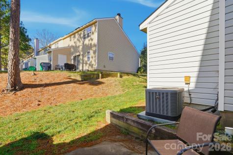 3015 Summercroft Lane Charlotte NC 28269