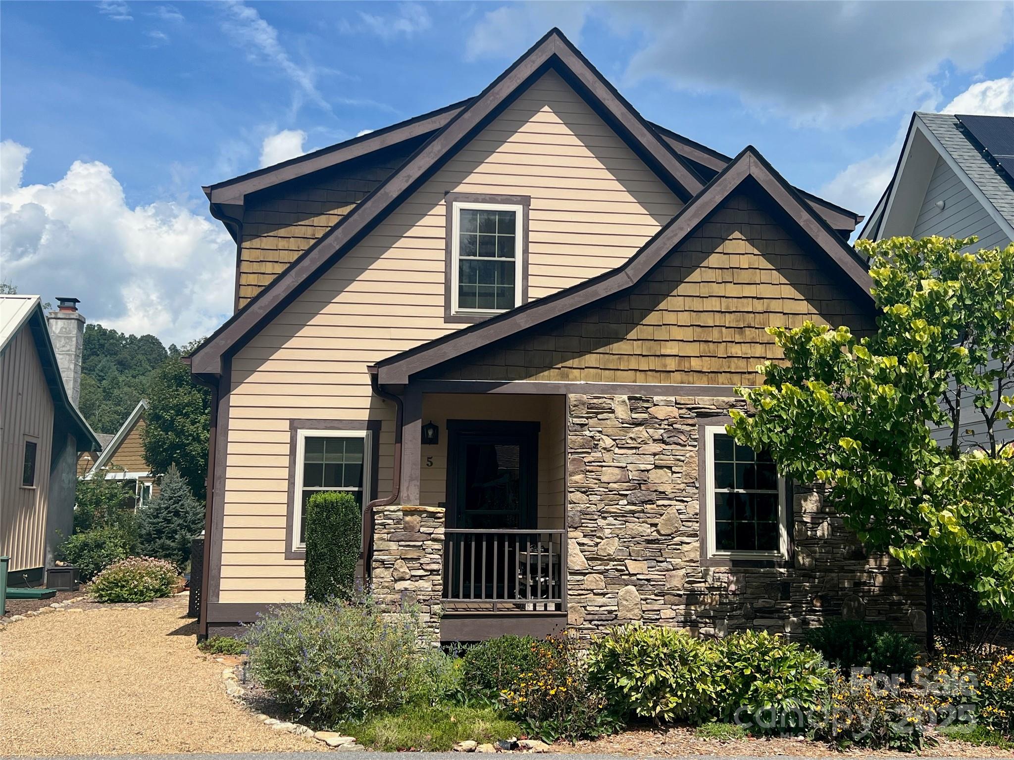 5 Verde Drive Asheville NC 28806