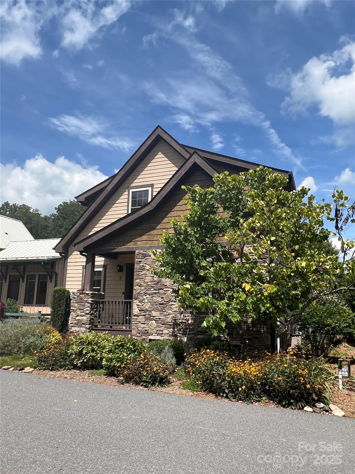 5 Verde Drive Asheville NC 28806