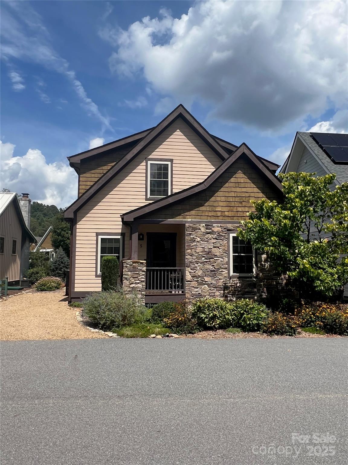 5 Verde Drive Asheville NC 28806