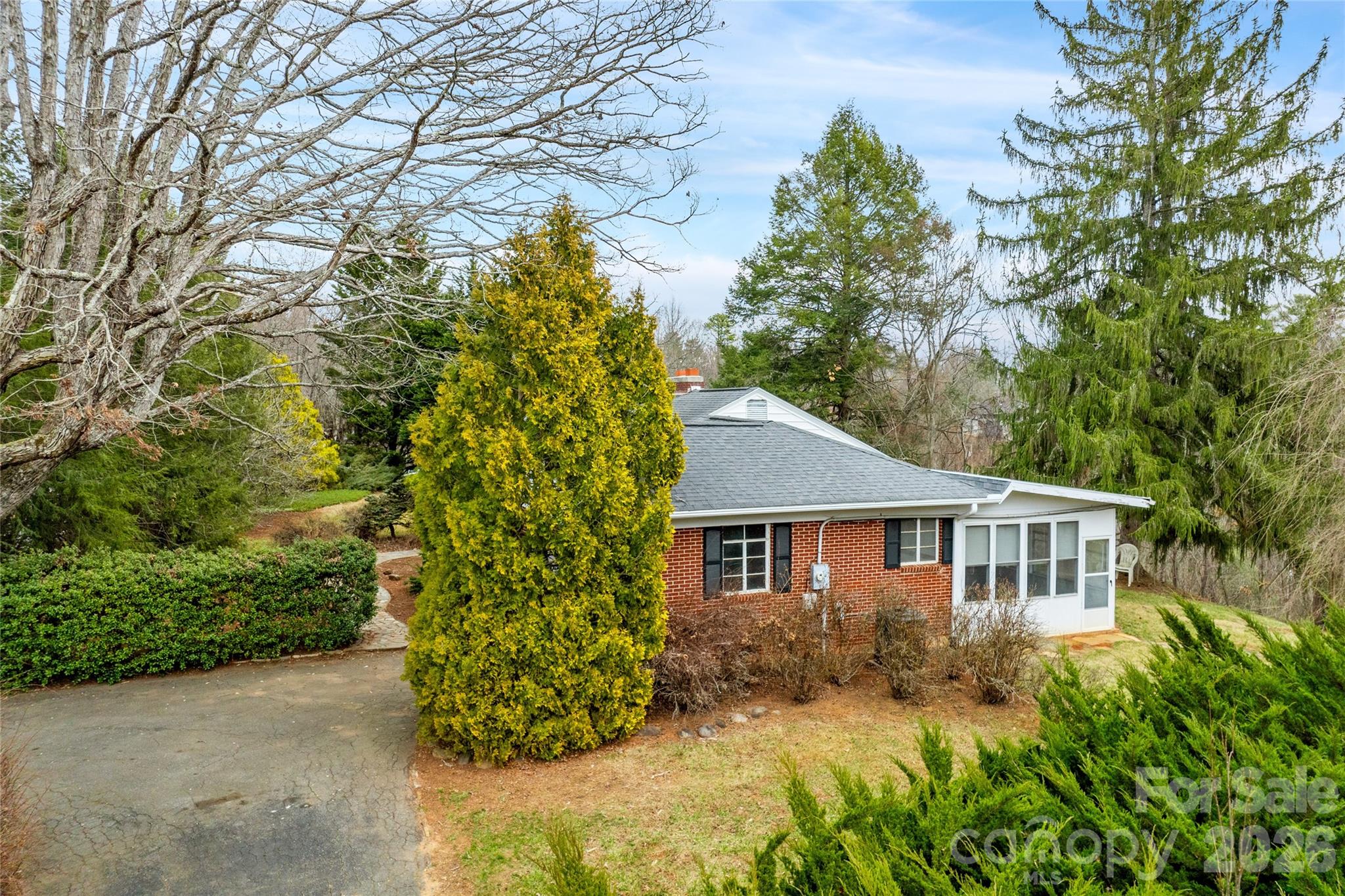 474 N Main Street Mars Hill NC 28754