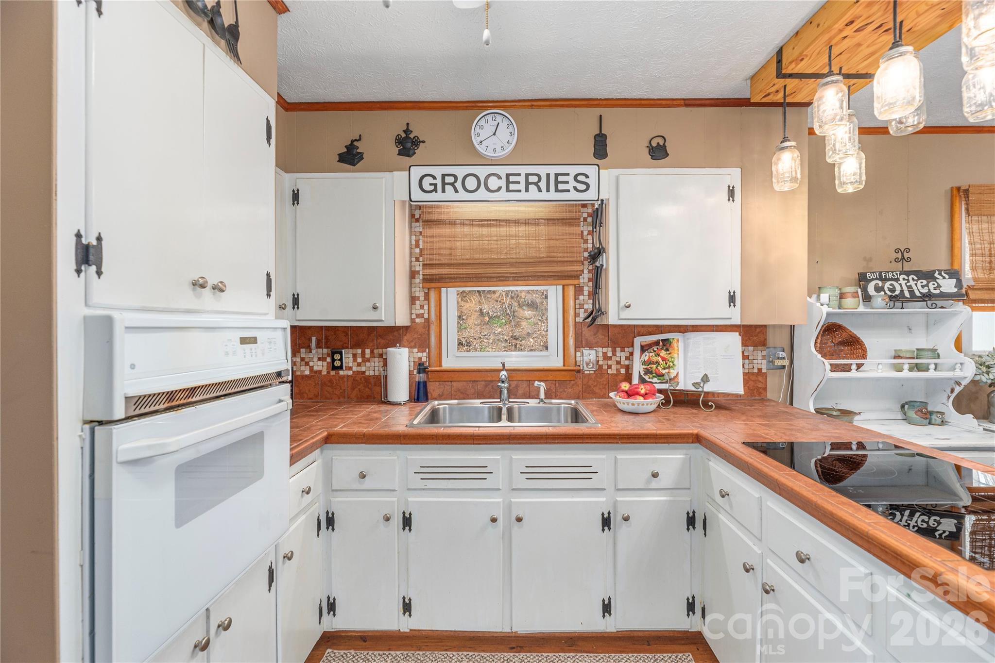 63 Memory Drive Waynesville NC 28786