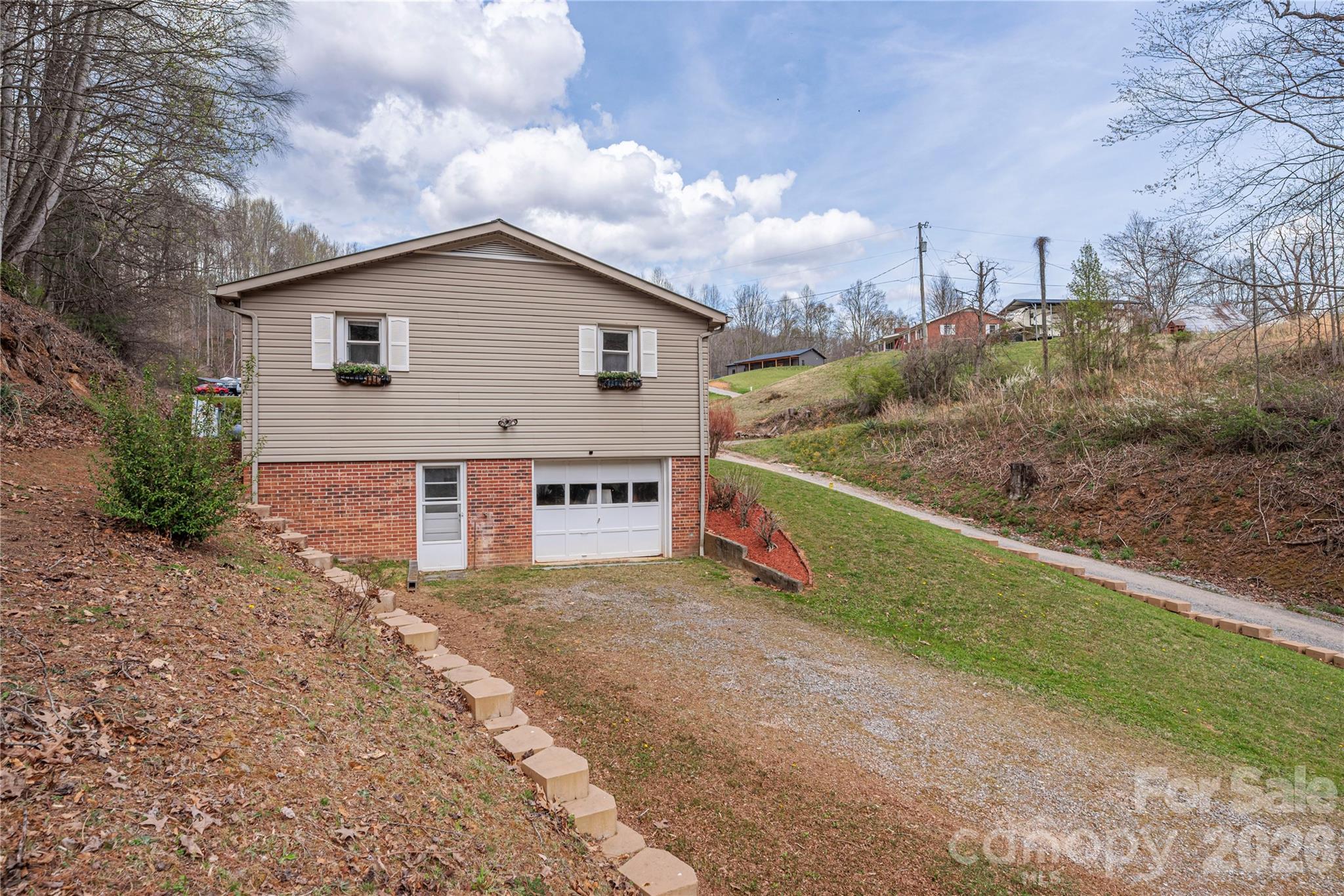 63 Memory Drive Waynesville NC 28786