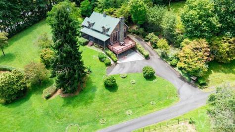 83 Daybreak Ridge Sylva NC 28779