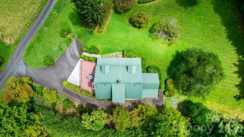 83 Daybreak Ridge Sylva NC 28779