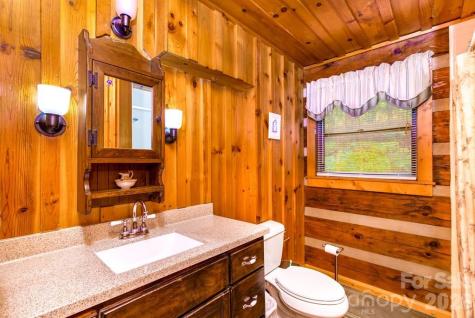 83 Daybreak Ridge Sylva NC 28779