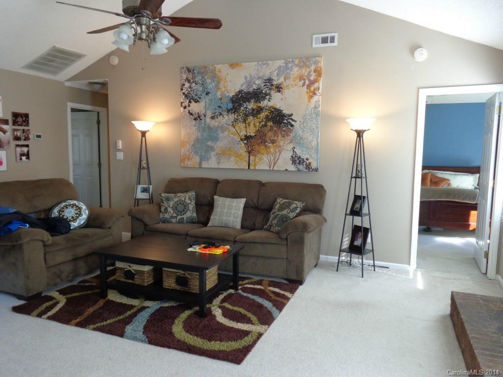 10618 North Canyon Road Charlotte NC 28214
