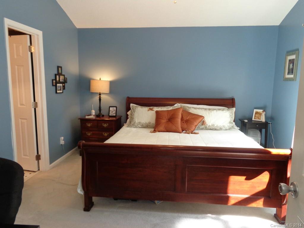 10618 North Canyon Road Charlotte NC 28214