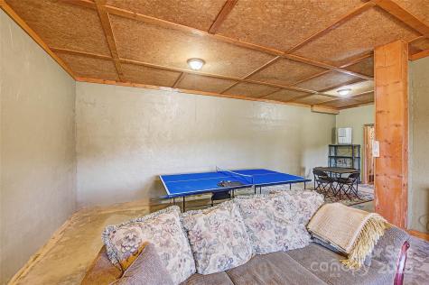 128 Kona Road Bakersville NC 28705