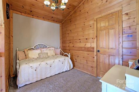 128 Kona Road Bakersville NC 28705