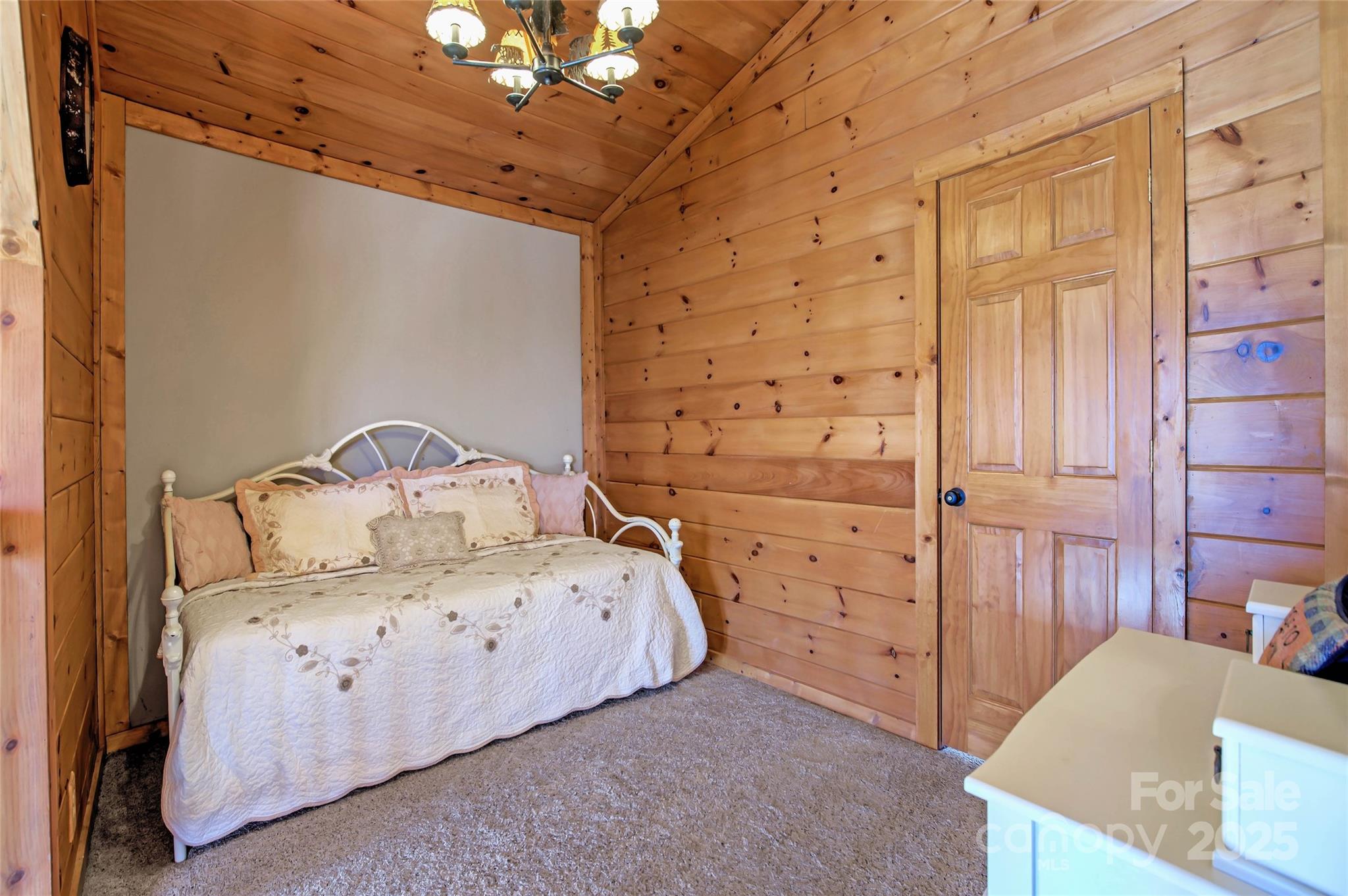 128 Kona Road Bakersville NC 28705