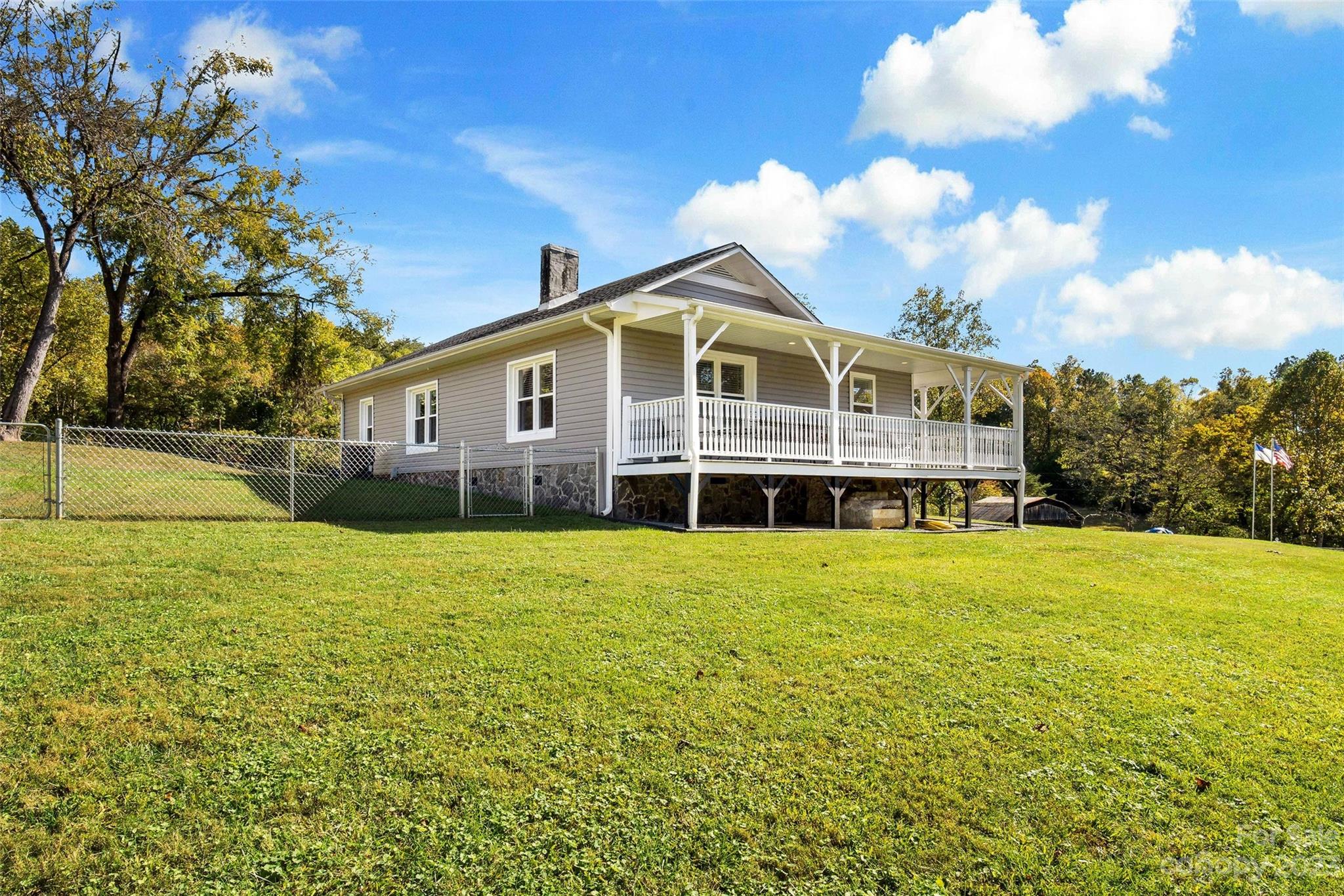 6525 Sugar Hill Road Marion NC 28752