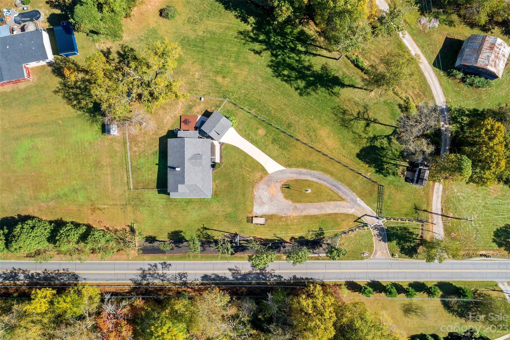 6525 Sugar Hill Road Marion NC 28752