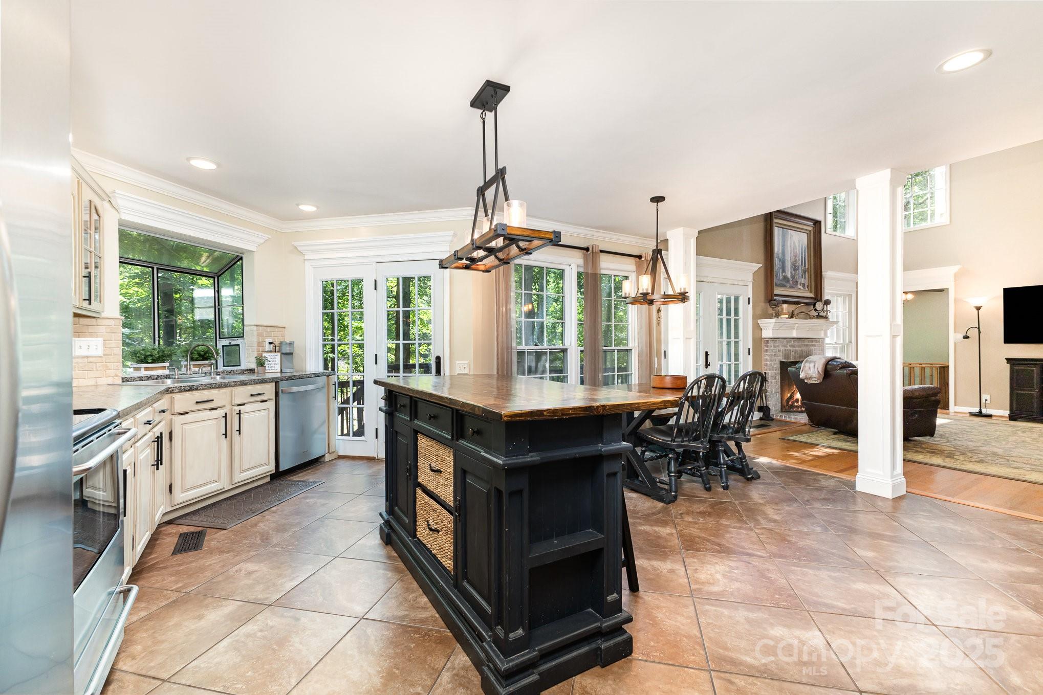 2505 Mountain Folk Lane Waxhaw NC 28173