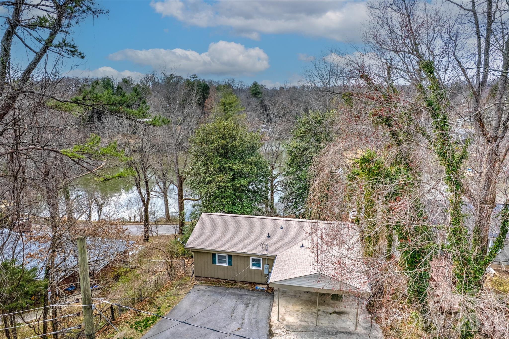 22 E Shore Drive Asheville NC 28805