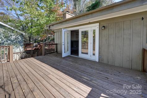 22 E Shore Drive Asheville NC 28805