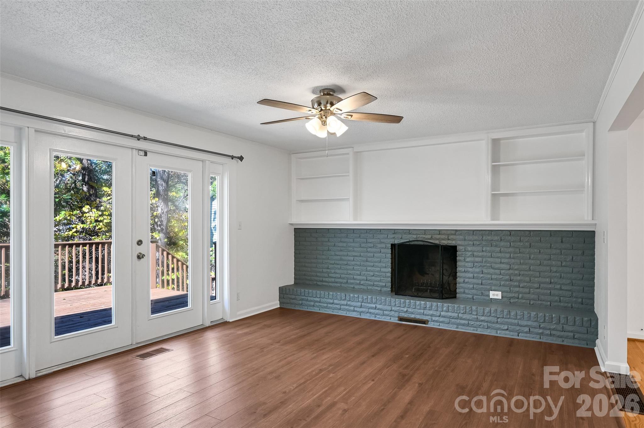 22 E Shore Drive Asheville NC 28805