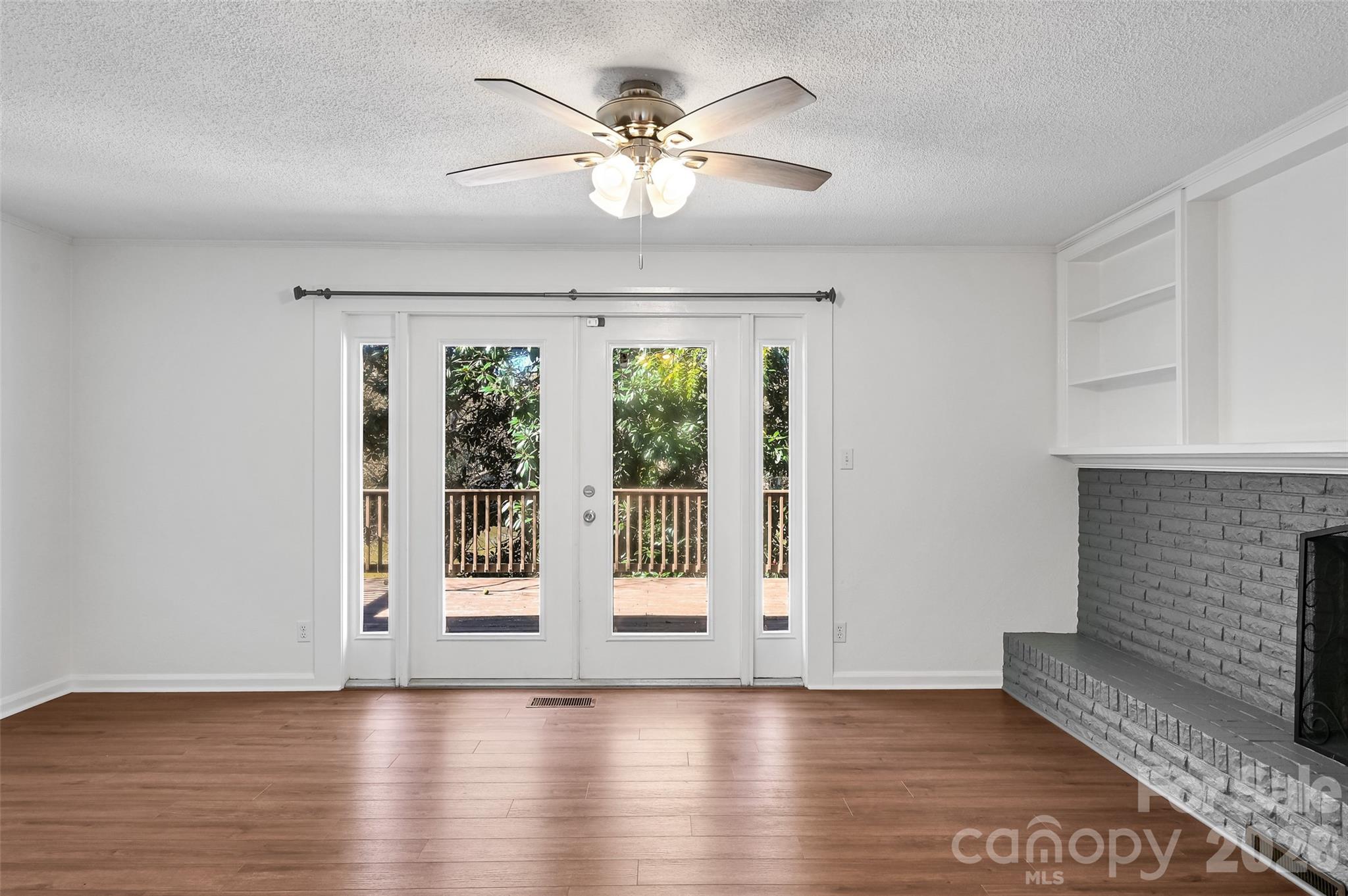 22 E Shore Drive Asheville NC 28805