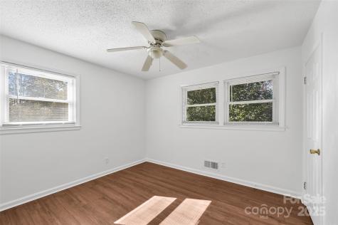 22 E Shore Drive Asheville NC 28805