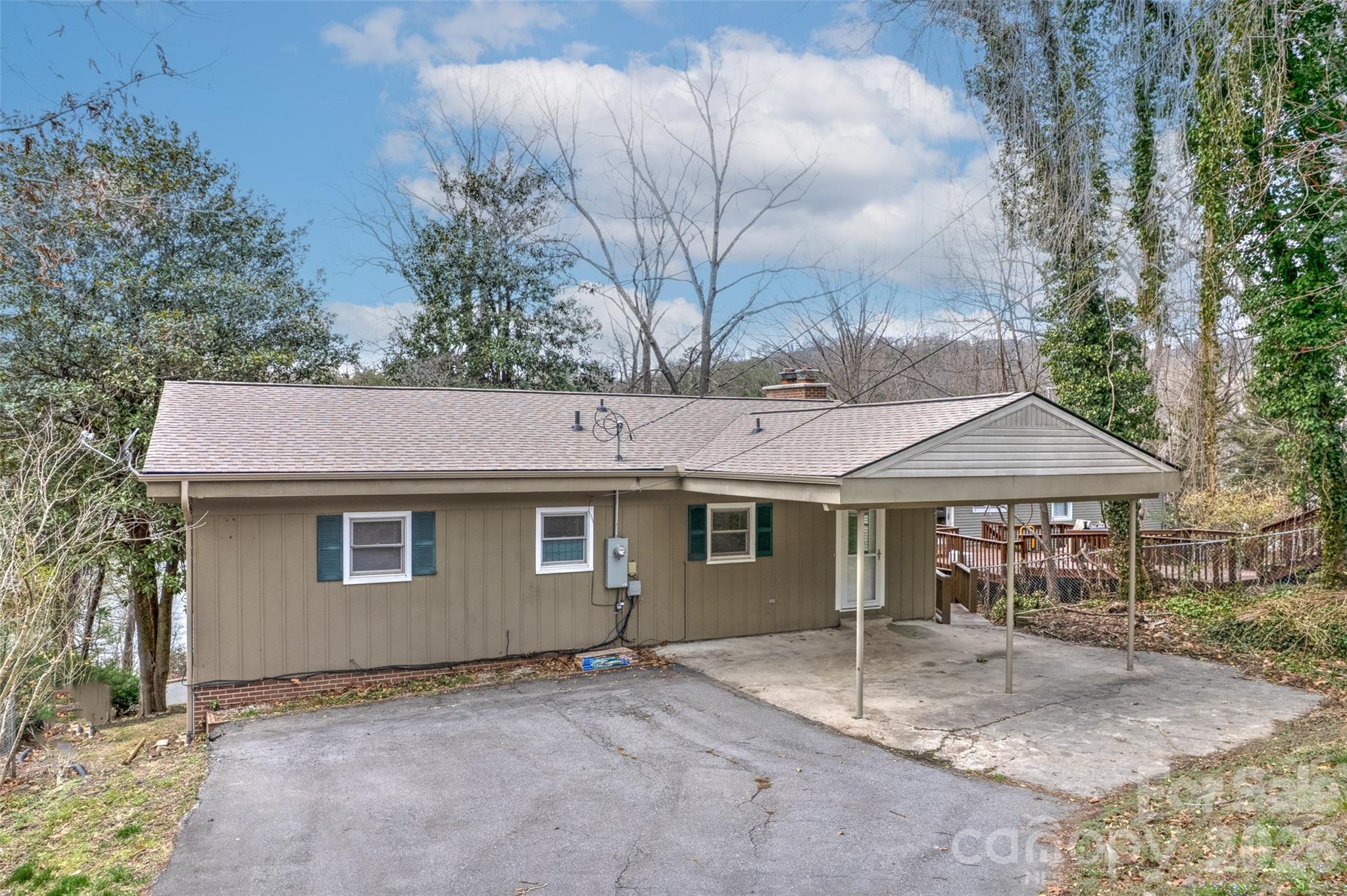 22 E Shore Drive Asheville NC 28805